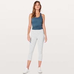 EUC Lululemon Wunder Under Crop (Hi-Rise) *21"